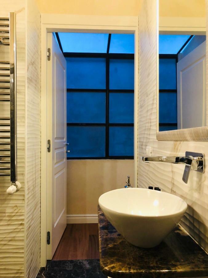 Luxury Apartment Frattina 34 Anelli Rome Exterior photo